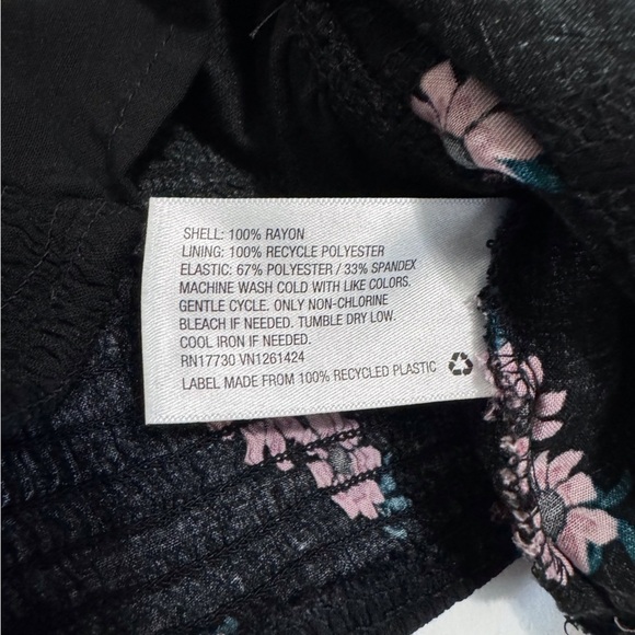 Wild Fable Long Sleeve Floral Peasant Blouse Smocked Crop Top Size Medium - Picture 6 of 7